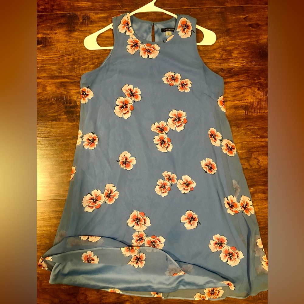 Sleeveless Trapeze Dress